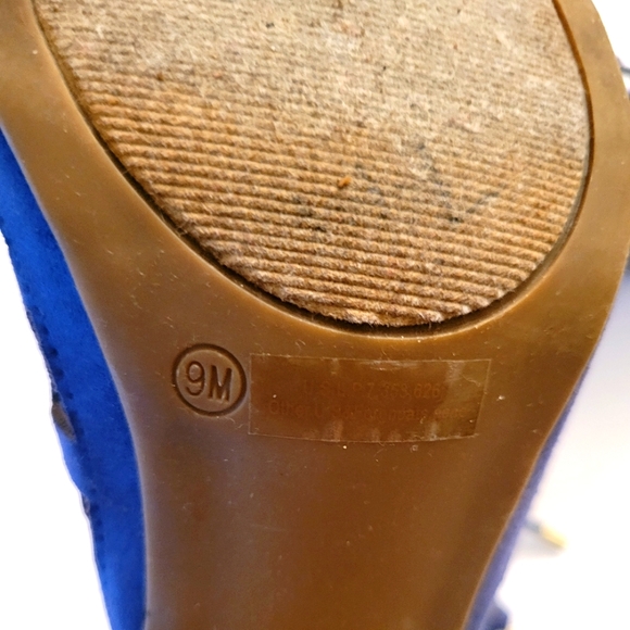 Ladies Shoe's - Picture 3 of 4